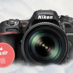 Nikon D7500 test: en professionell systemkamera med stort objektiv, omgiven av moln. "Bra köp" sticker på sidan.