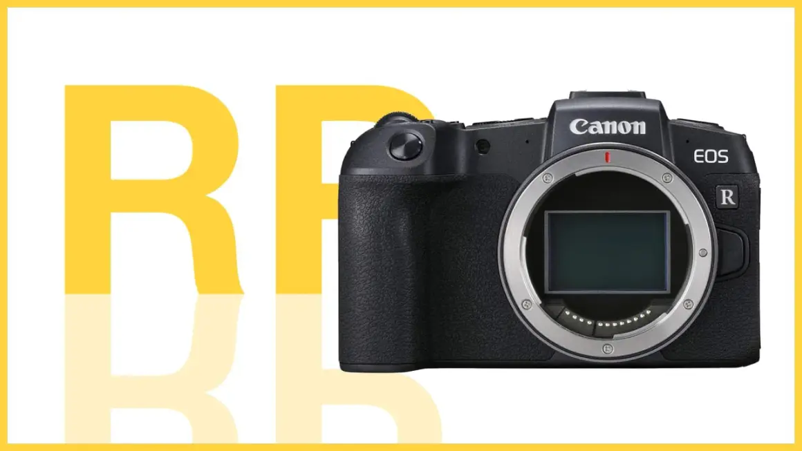 Svart Canon EOS RP-kamera med stor gul text "RP" i bakgrunden.